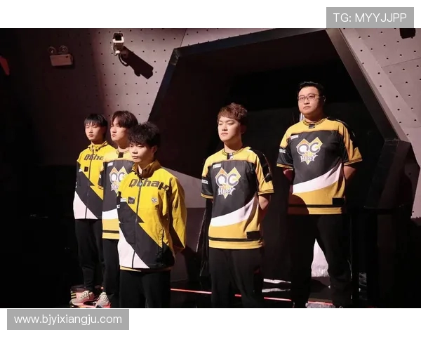 王者荣耀热议:深入分析IG战队在比赛中的全面压制策略与表现 王者荣耀热议:深入分析IG战队在比赛中的全面压制策略与表现