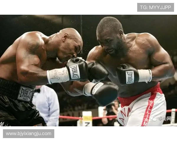 泰森与琼斯经典对决在线回放全程回顾与精彩瞬间解析