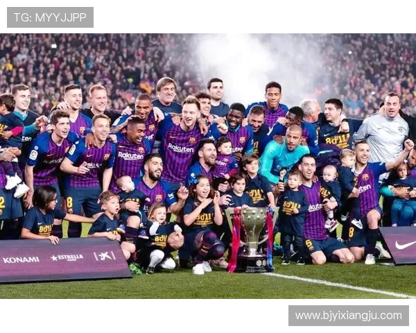 皇马与巴拉多激战正酣球迷期待精彩对决与经典时刻 皇马与巴拉多激战正酣球迷期待精彩对决与经典时刻